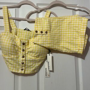 Yellow checkered set NWT Haute Monde size large